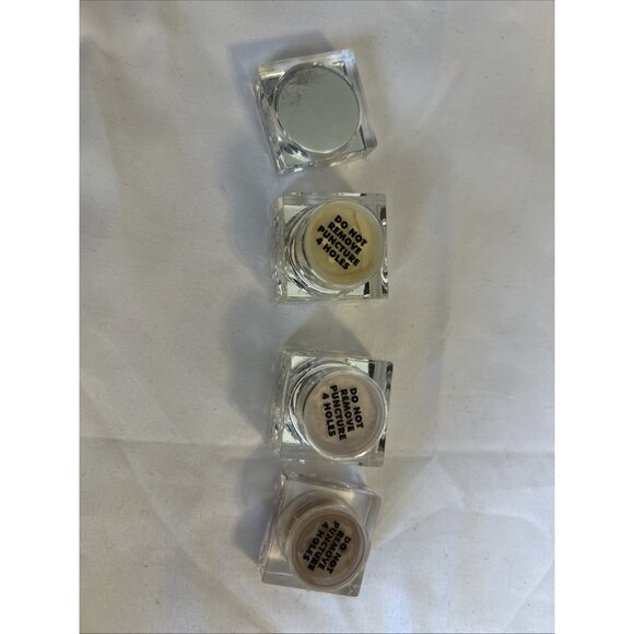 Models Prefer Ready-to-Wear Stackable Face Powders Yellow light & bronzer .14 oz - Picture 2 of 12